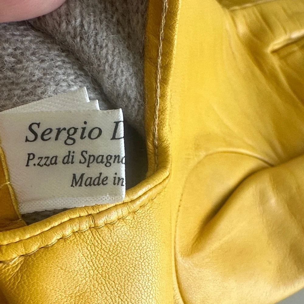 Chic Mustard Leather Gloves handmade in rome cashmere lined
